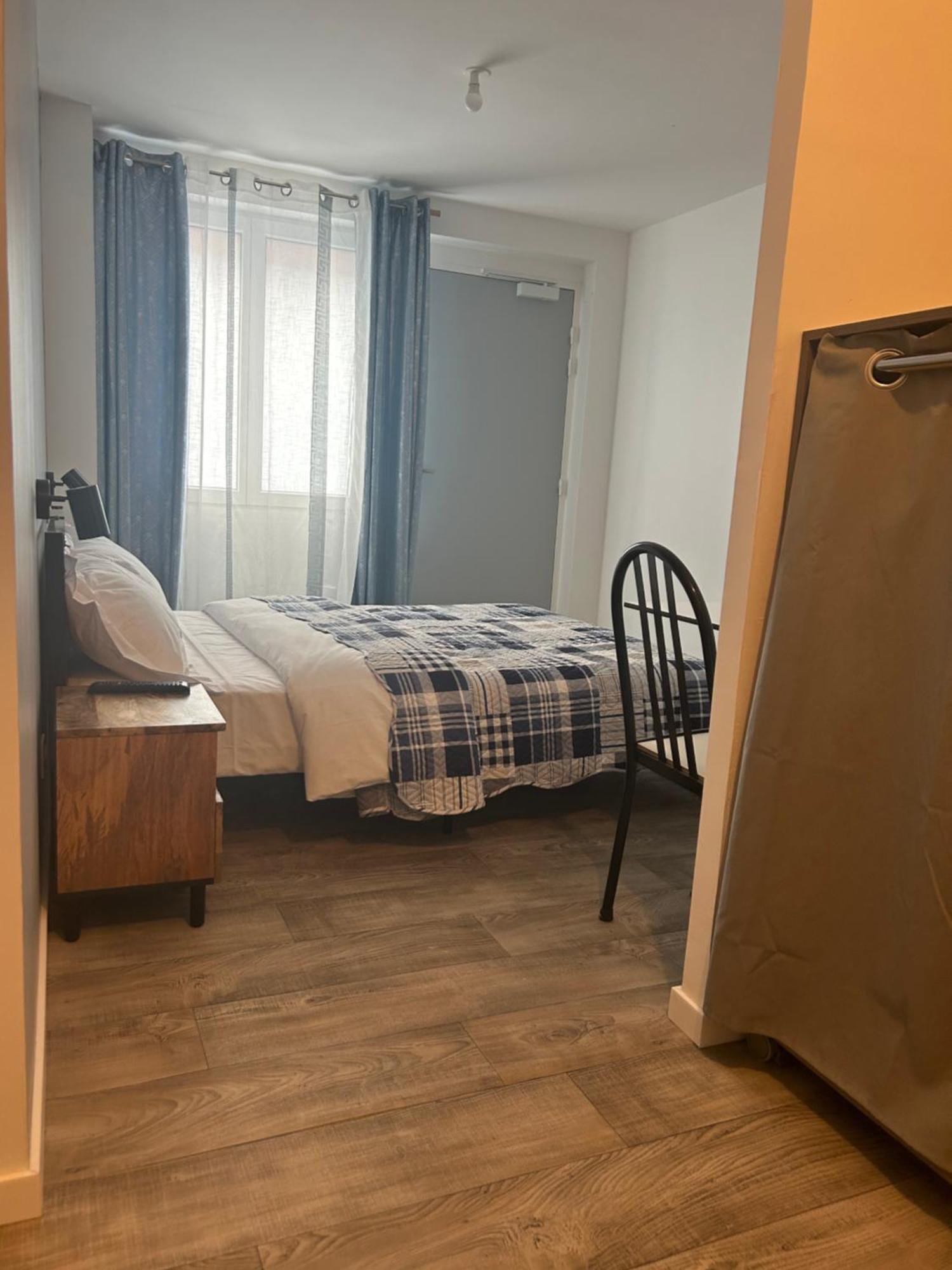 Hotel Saint - Charles ランブイエ エクステリア 写真